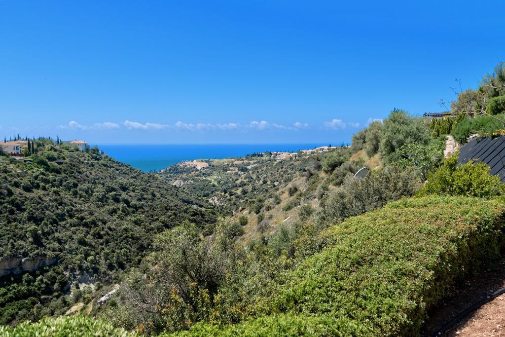 קוקליה 4 Bedroom Villa Helidoni With Private Infinity Pool, Aphrodite Hills Resort מראה חיצוני תמונה