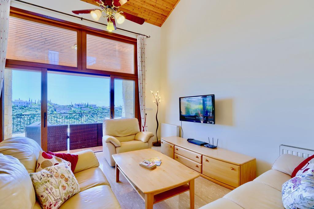 קוקליה 4 Bedroom Villa Helidoni With Private Infinity Pool, Aphrodite Hills Resort מראה חיצוני תמונה
